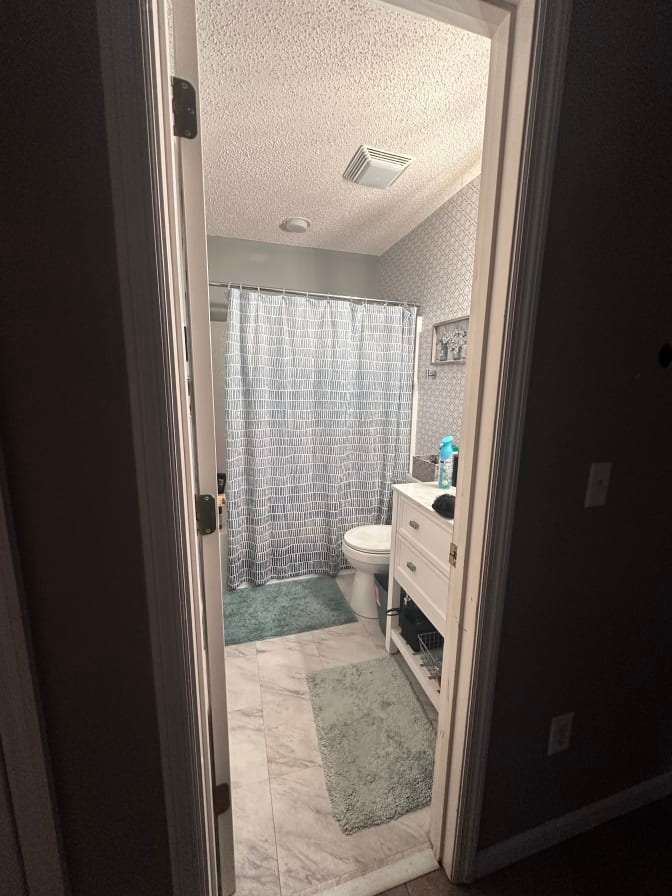 Darrel L Brown's room