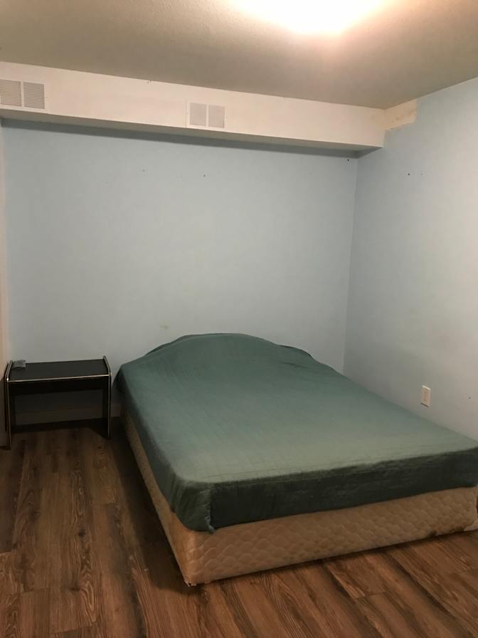 Julie Tuoi Ngo's room