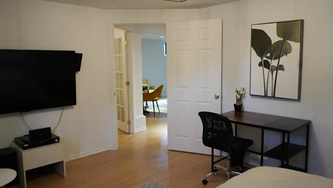 Sara's room