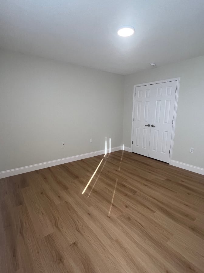 Carlos's room