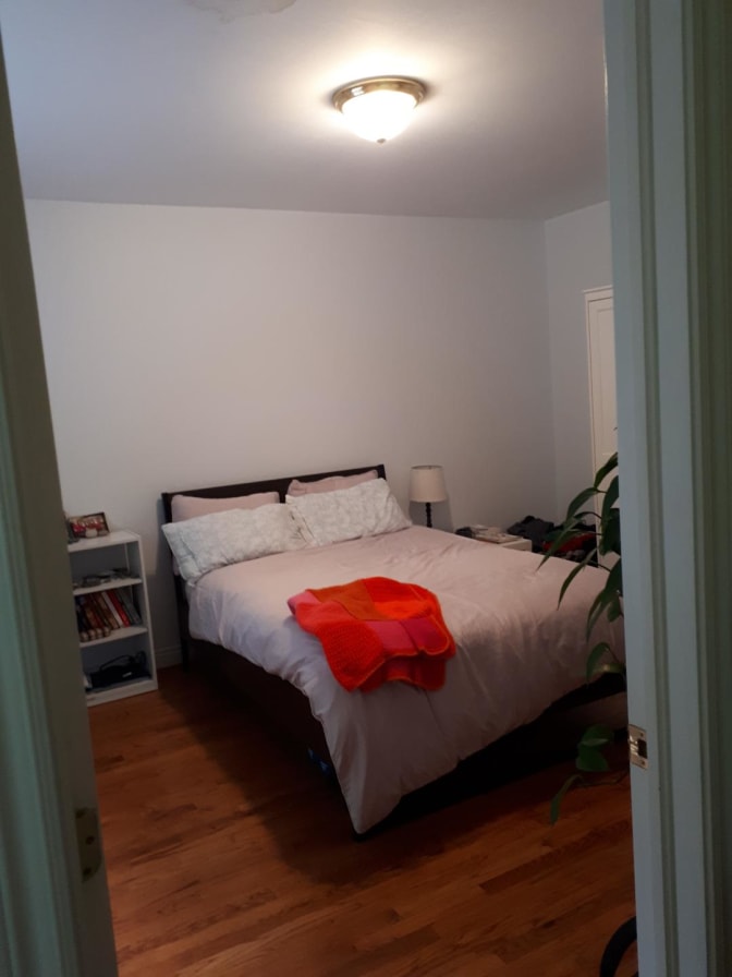 Sandi's room
