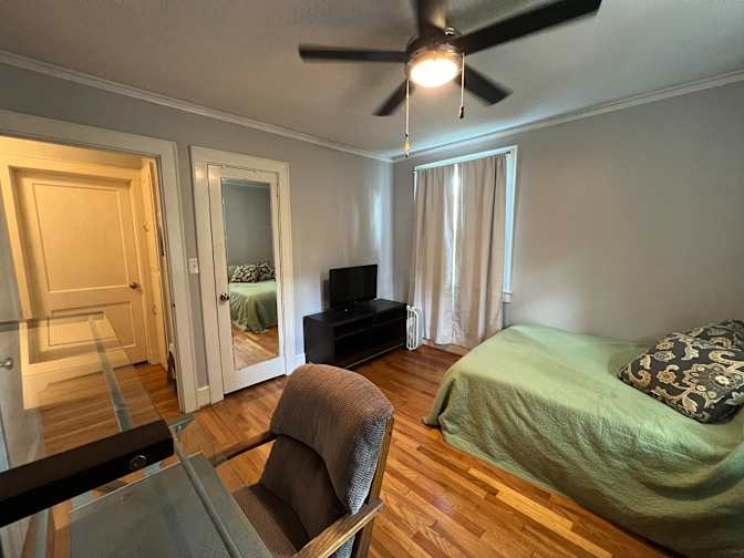 Richelle's room