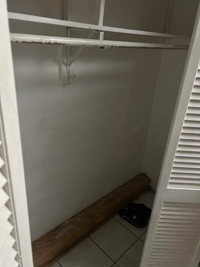 Gregory DaSilva's room