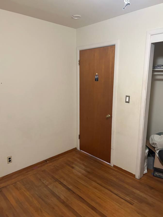 Maria V's room