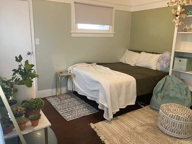 La Pitaya's room