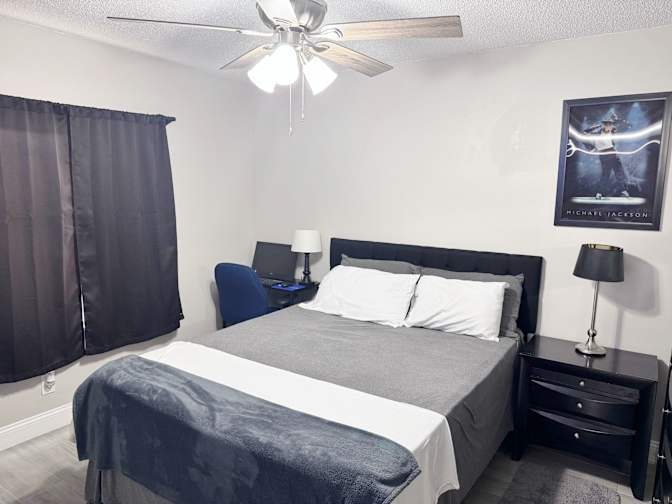 Jason Bryan, Realtor's room