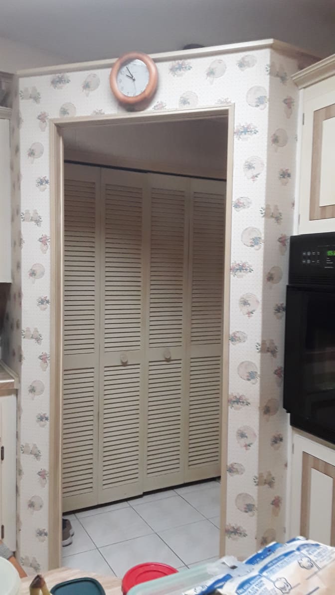 EVELYN's room