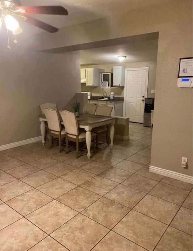 Zegdhi Bustos's room