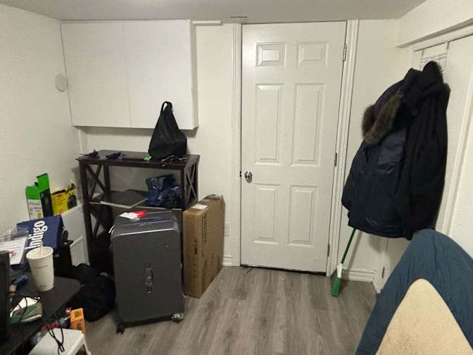 Andel's room