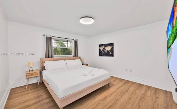 Hope Parshikova's room