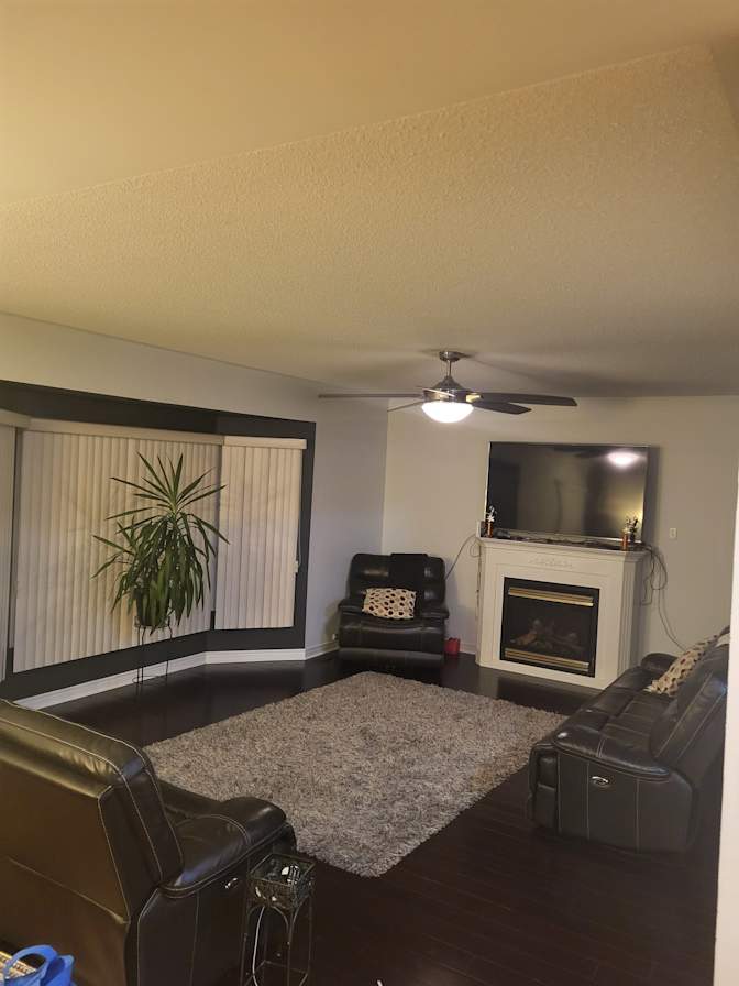 Mark's room