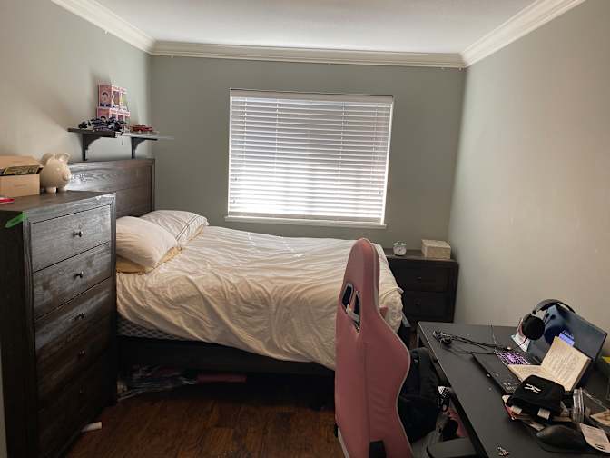 Jenapril Ramos's room