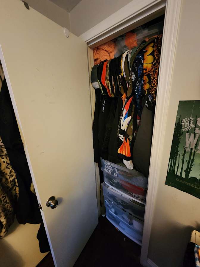 DeA's room