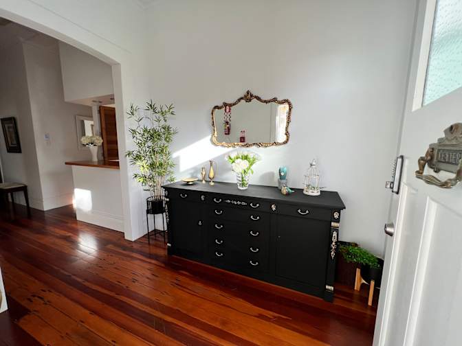 Elmer's room