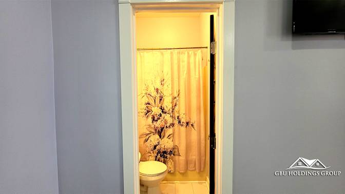 GBU Holdings Group's room