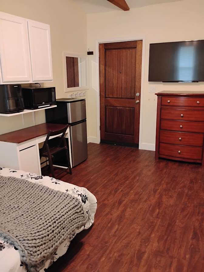 Jo's room