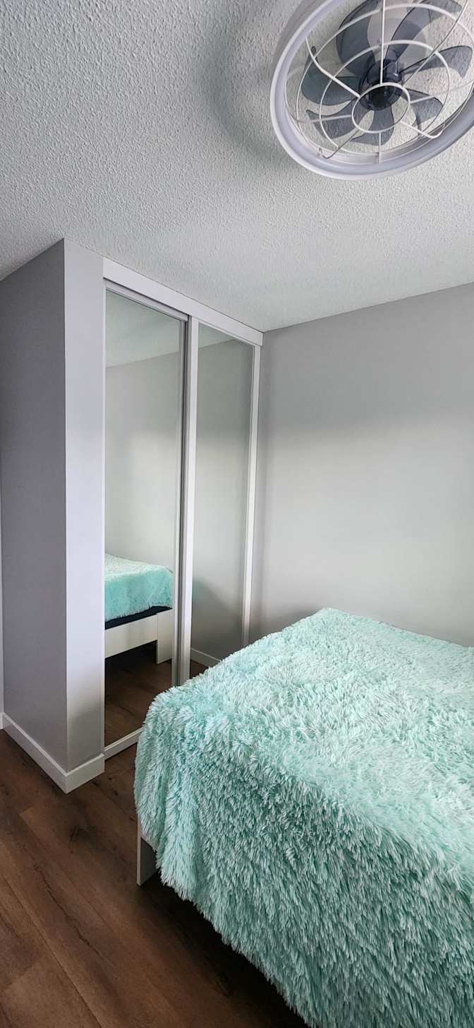 Jenny's room