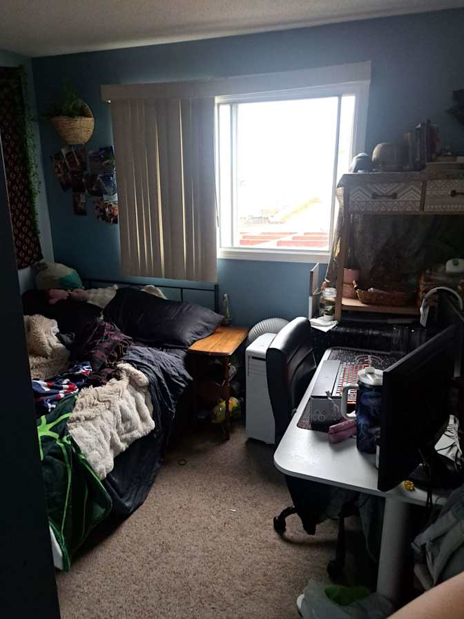 Dylan Edwards's room