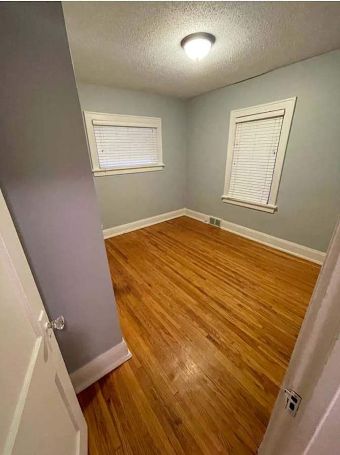 Jon's room