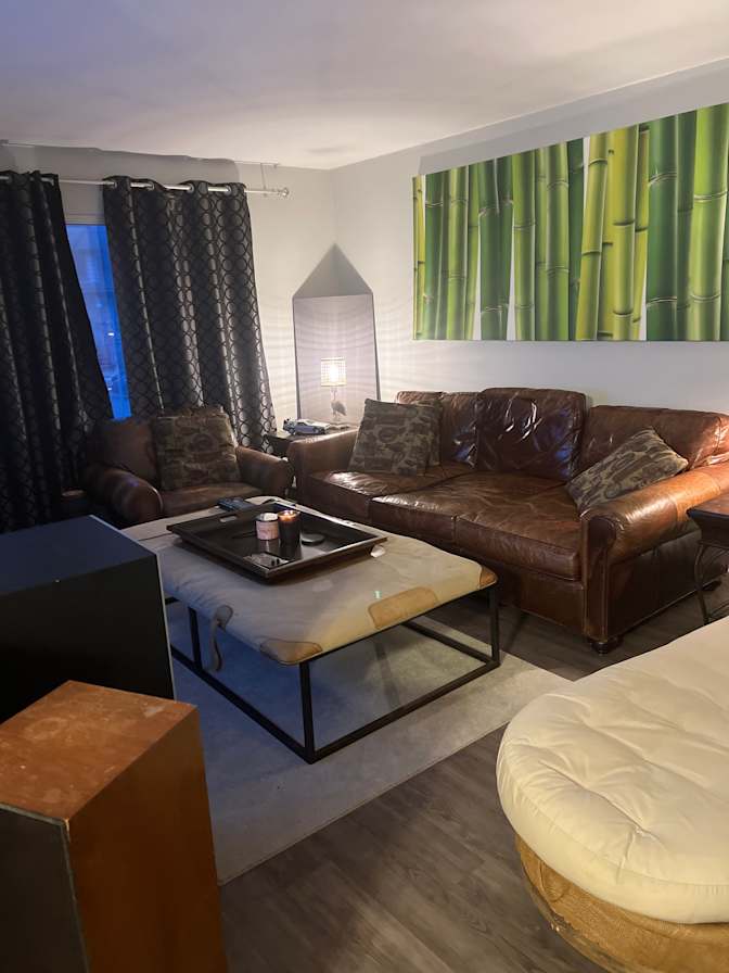 Jervon henri molloy's room