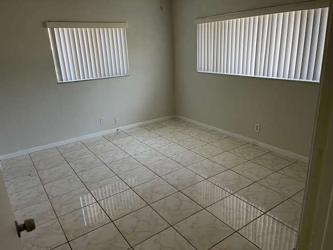 Lano's room