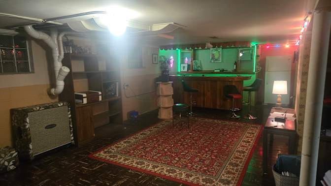 ryan dove's room