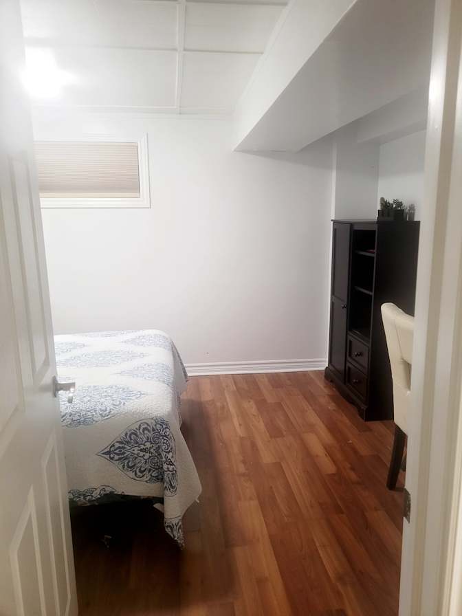 Claudia's room