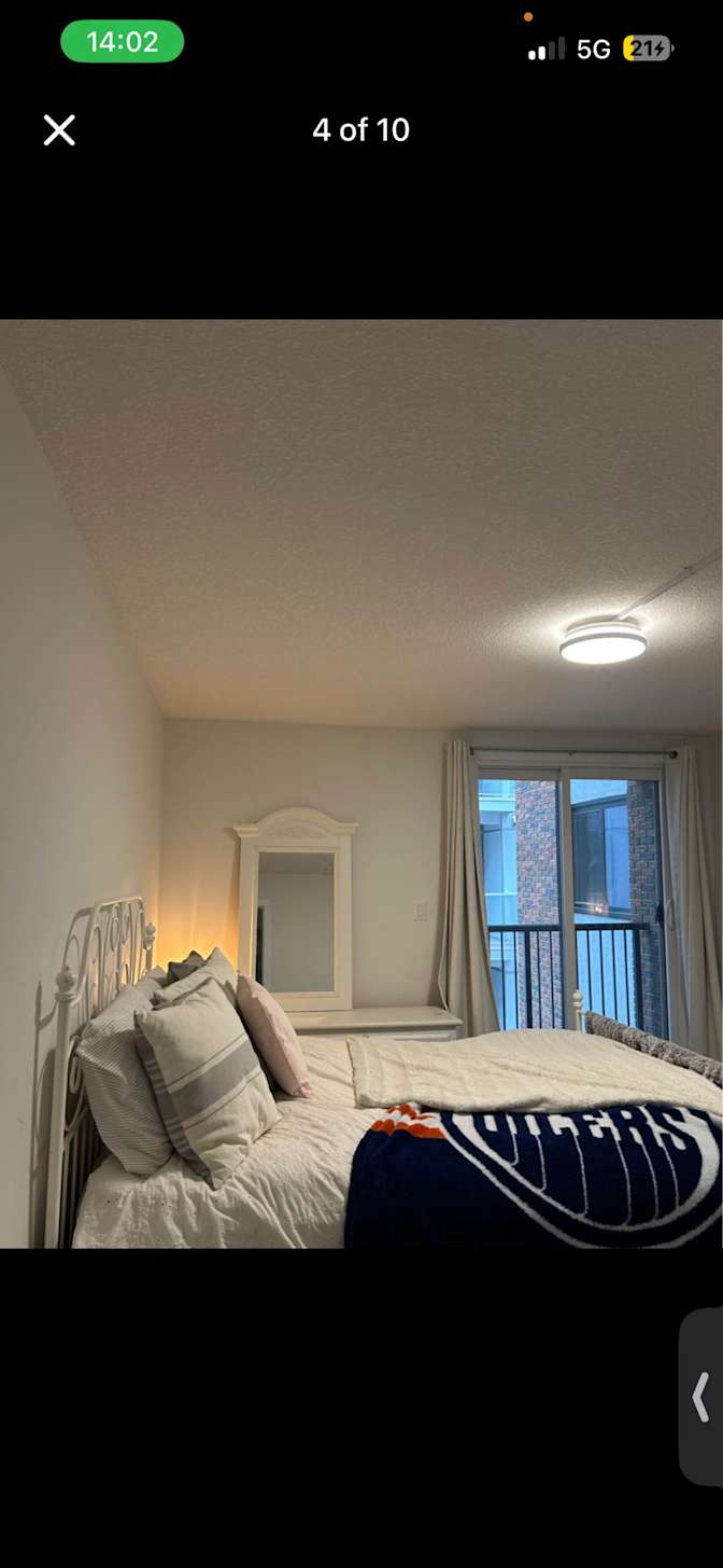 Minty's room