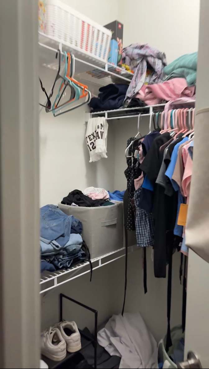 Azelyah's room