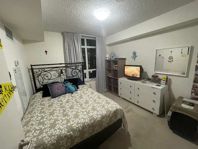 Ozan's room