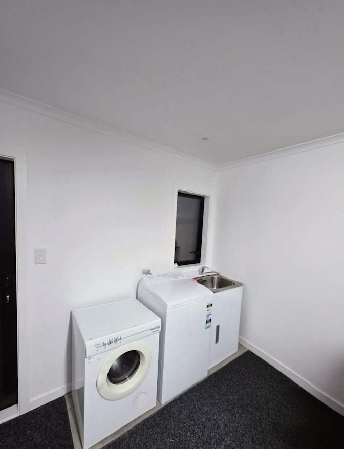 Yu Hsiang Lin's room
