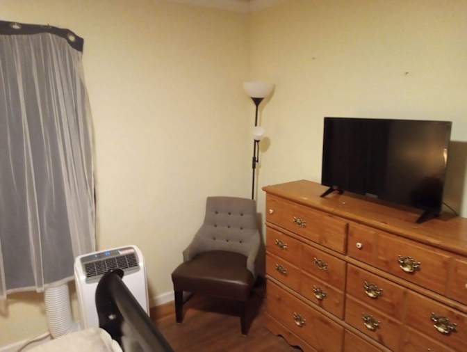 Donnie's room