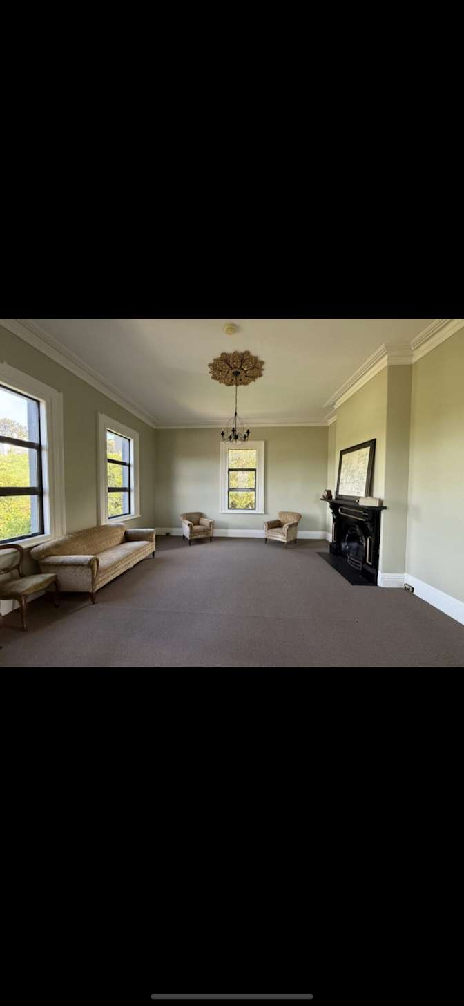 Matthew Goorahoo's room