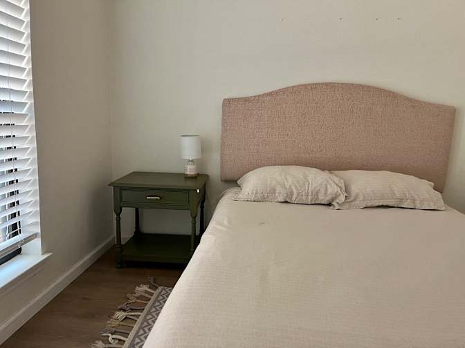 Carol mackey's room