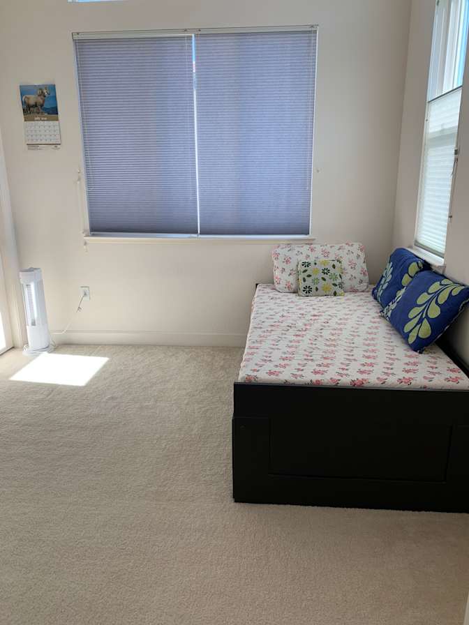 Dipen's room