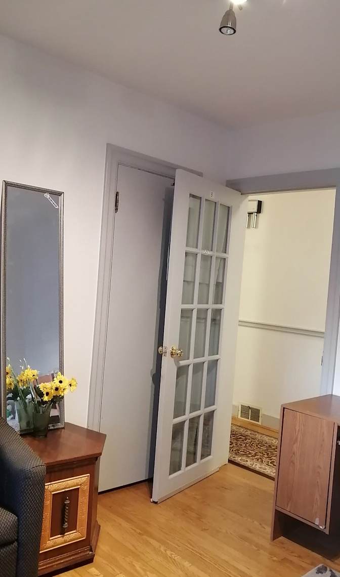 Alice.'s room