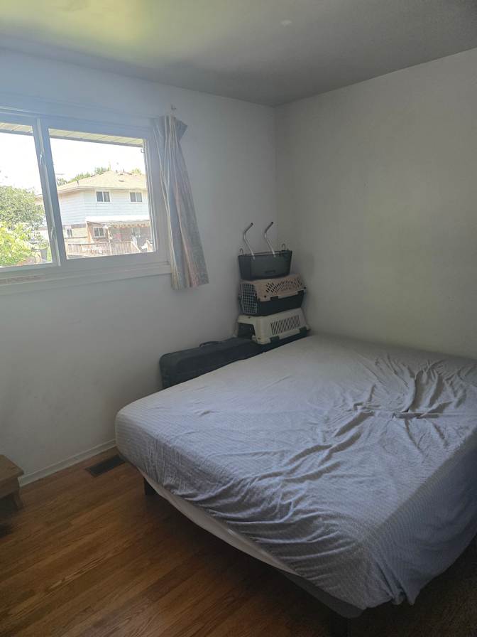 JUANITA MALDONADO's room