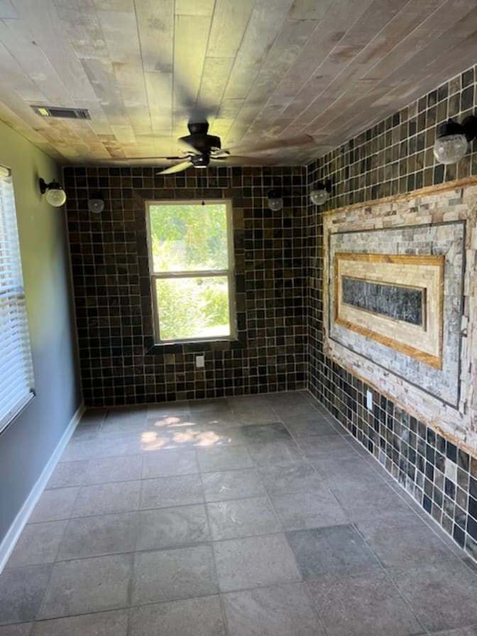 Yates Properties's room