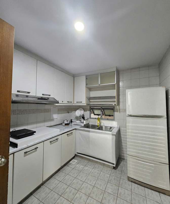 Sunny's room