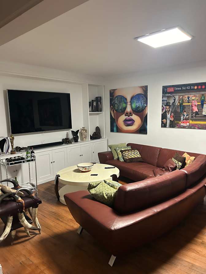 Craig Sanders's room
