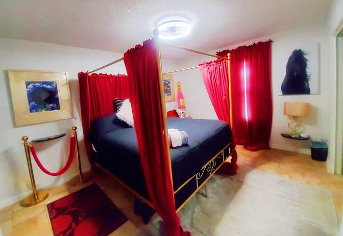 Sandra's room