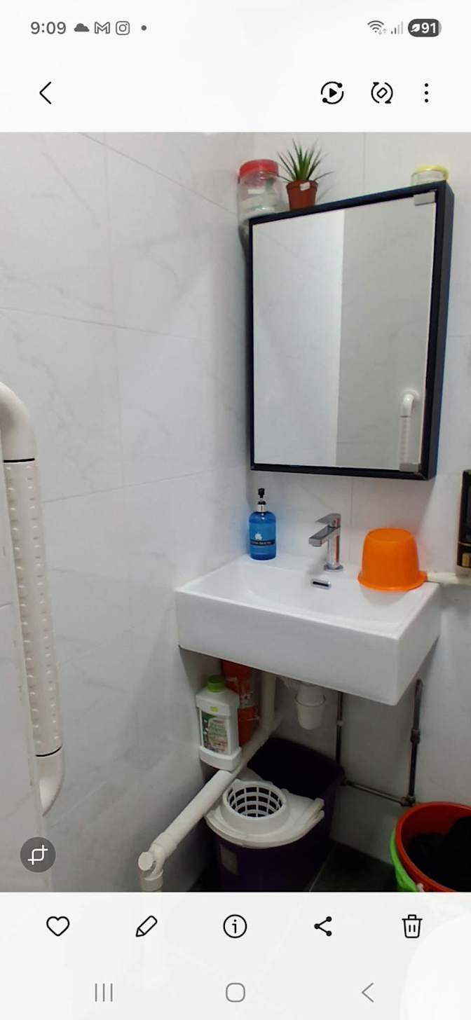 Saroja's room