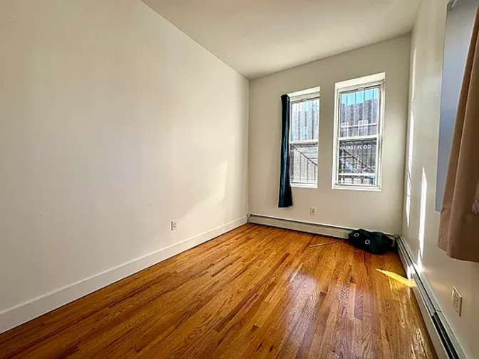 WESLEY WALKER's room