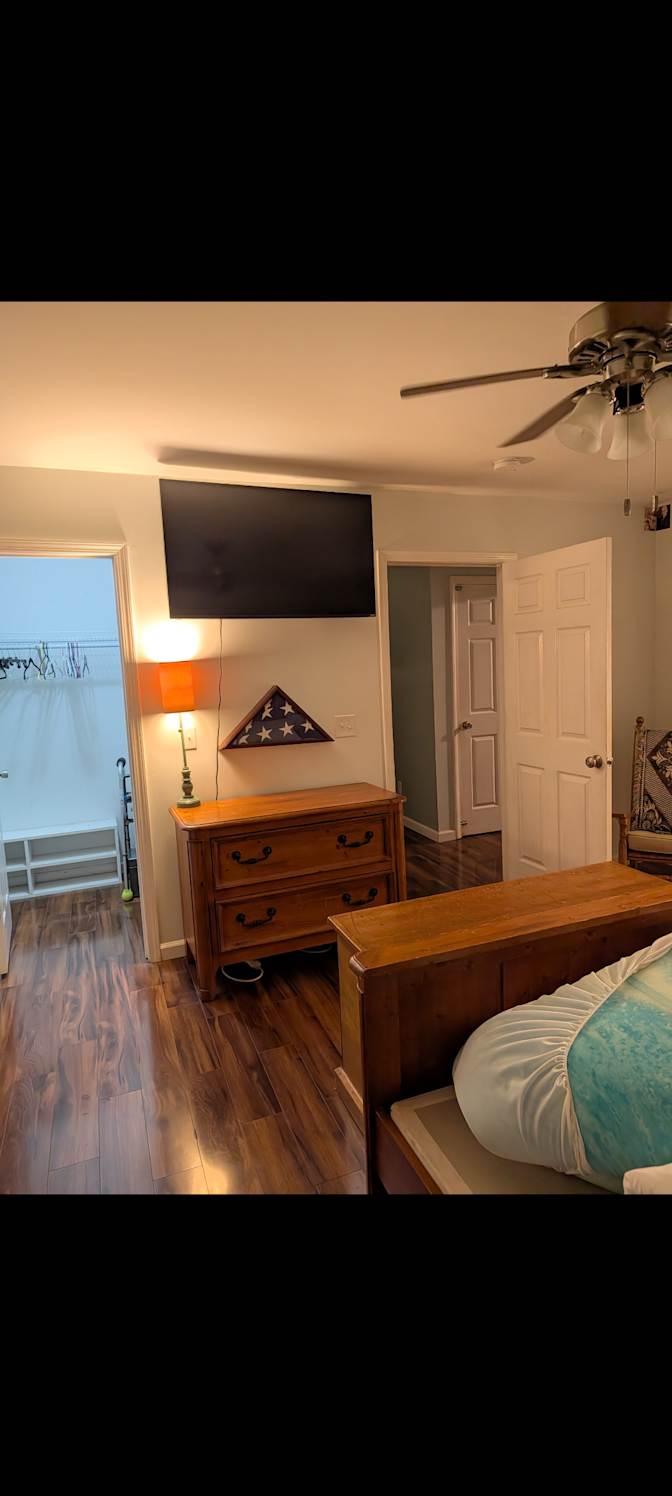 phillip morris's room