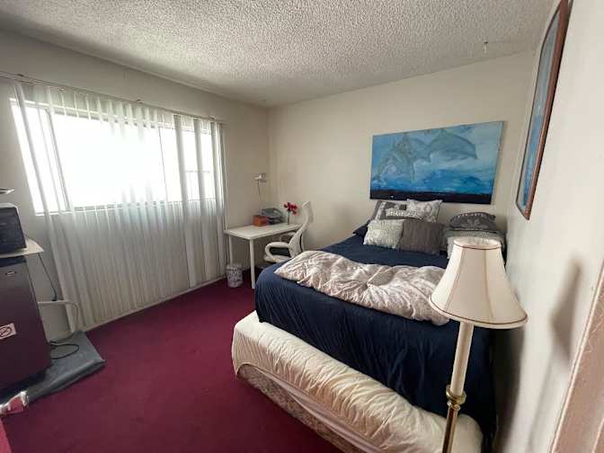 Ron's room