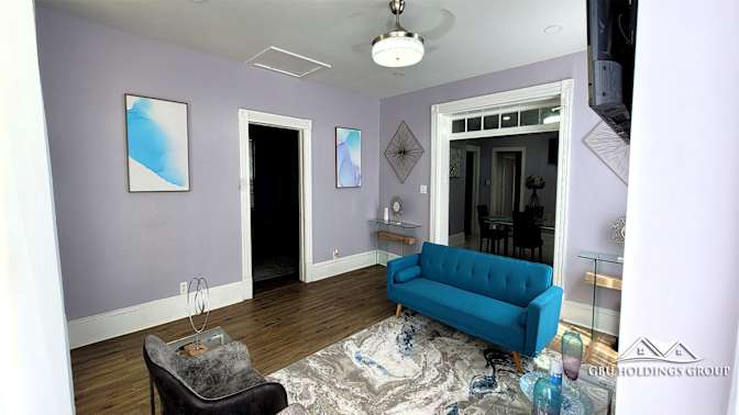 GBU Holdings Group's room