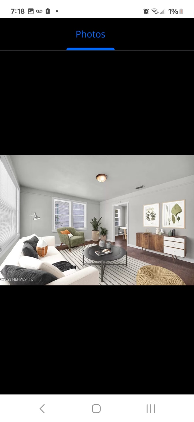Furnished room with own bathroom in a house | Southwe... – Roomies.com