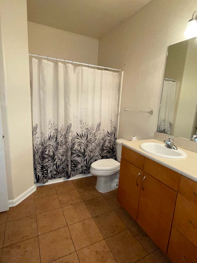 Dee's room