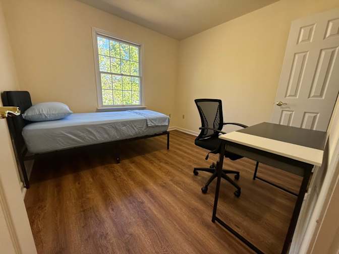 Ken's room