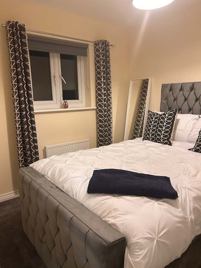 Samantha's room